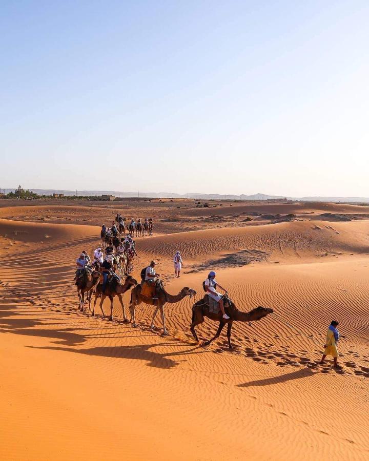 Sahara Dunes Luxury Camp مرزوكة المظهر الخارجي الصورة