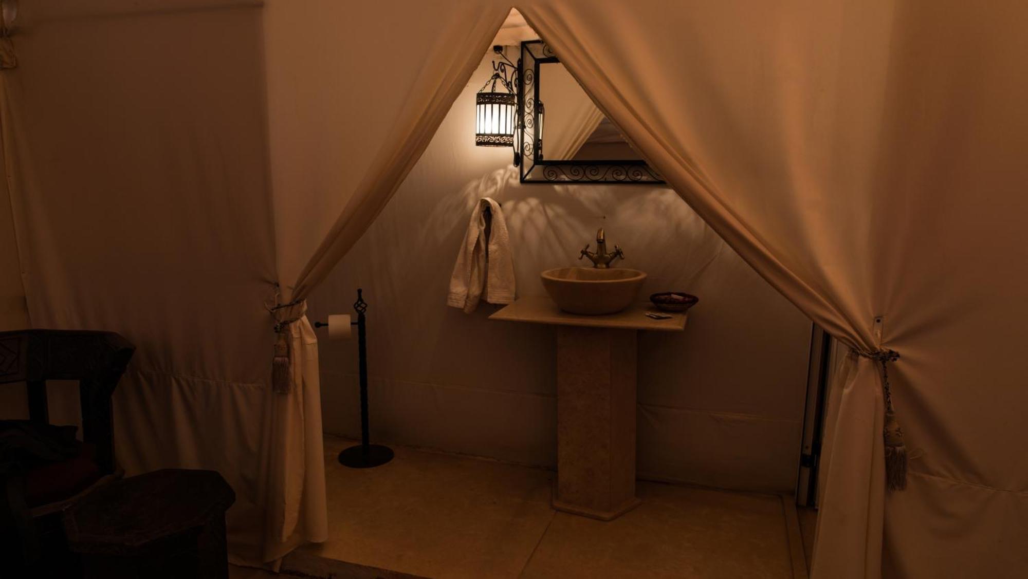 Sahara Dunes Luxury Camp مرزوكة المظهر الخارجي الصورة
